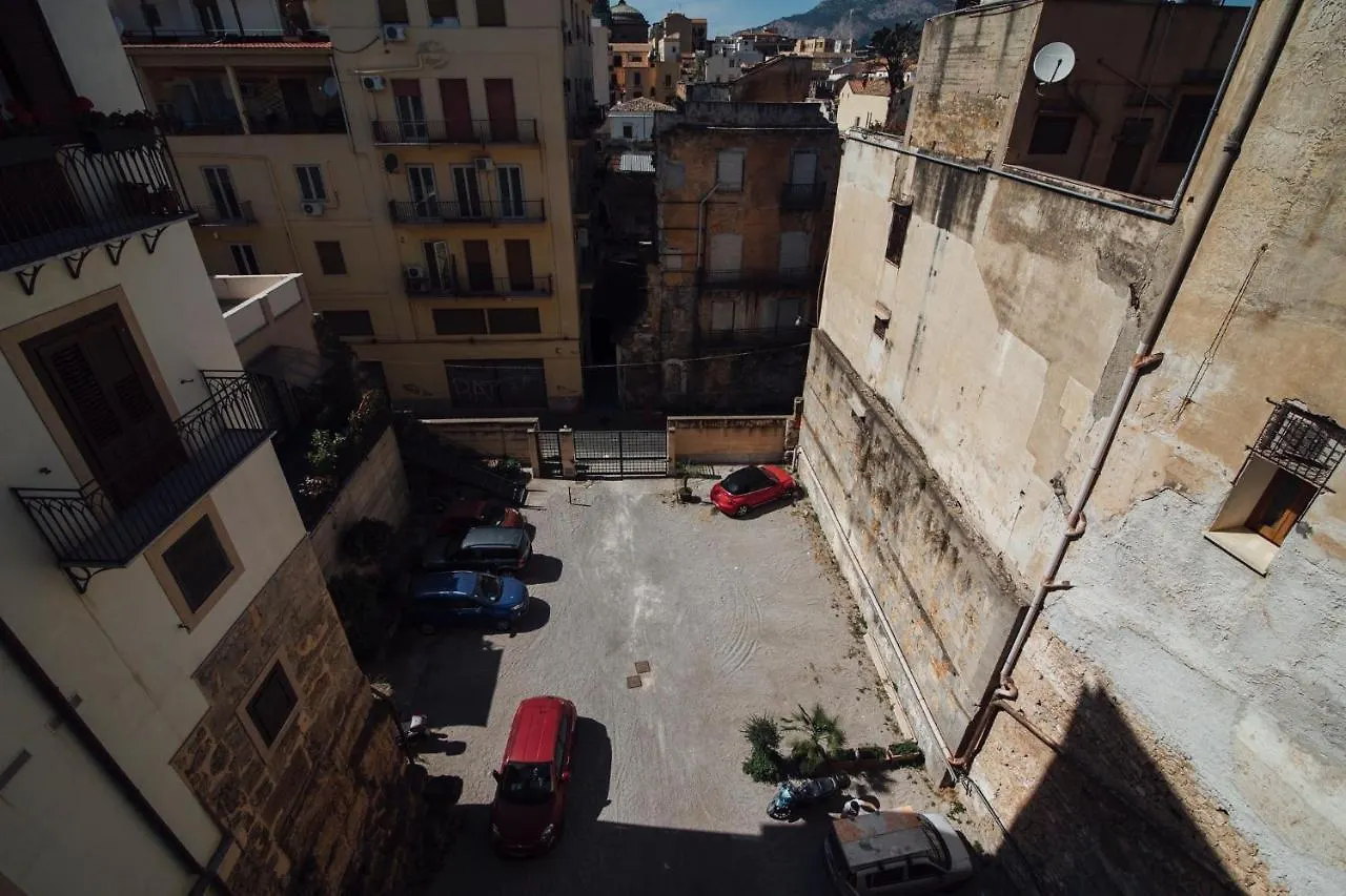 Gran Cancelliere Apartment Palermo